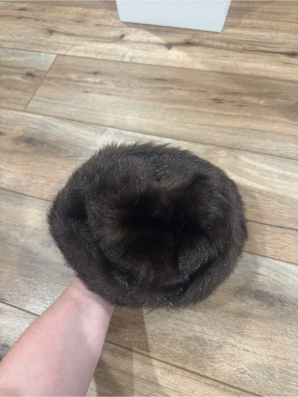 Chic Brown Vintage 70s Inspired Puffy Faux Fur Hat | One Size